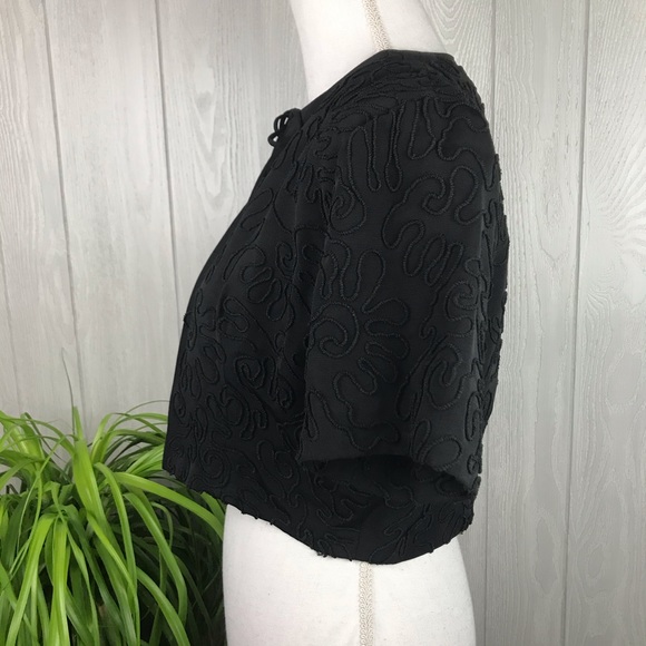 Vintage Frank Usher black cropped raised pattern short sleeve tie front jacket - Picture 7 of 11